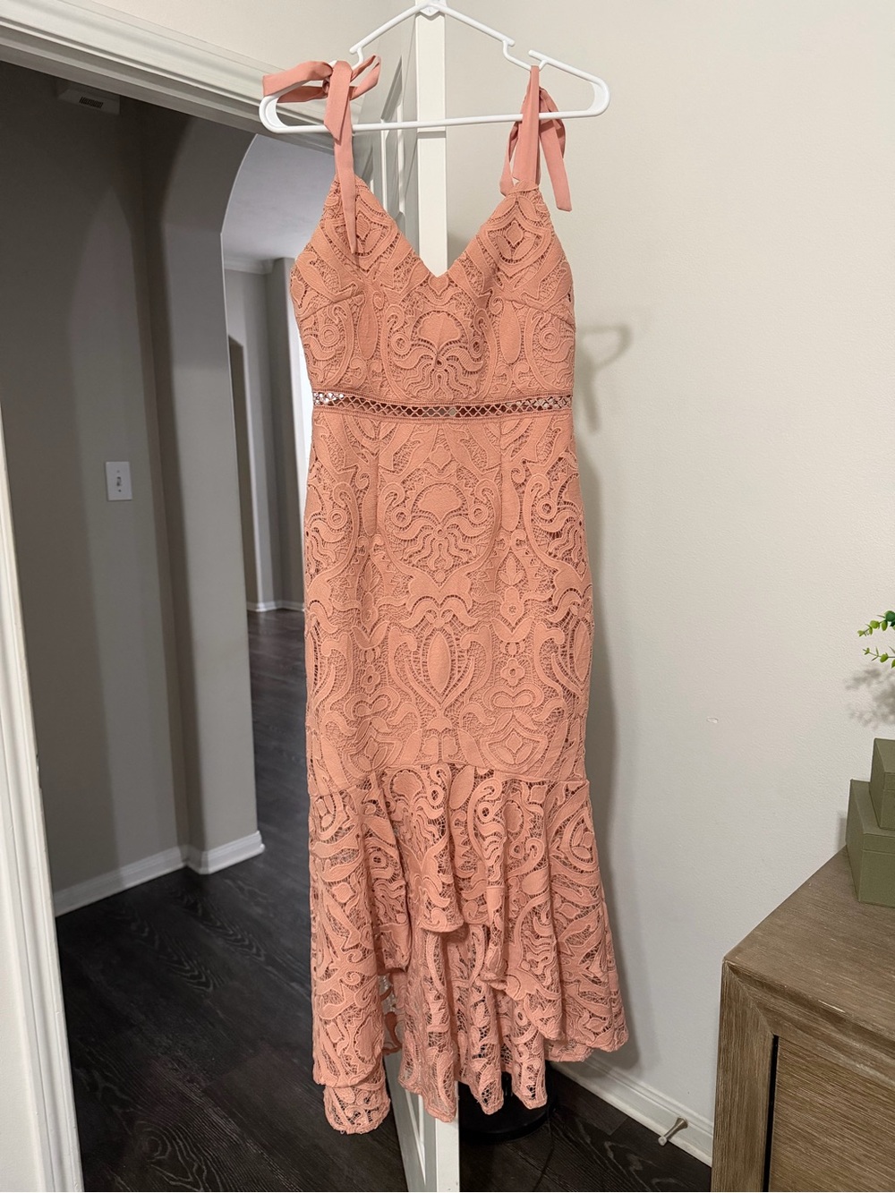 Sleeveless Lace Midi Dress with Ruffle Hem - Mauve